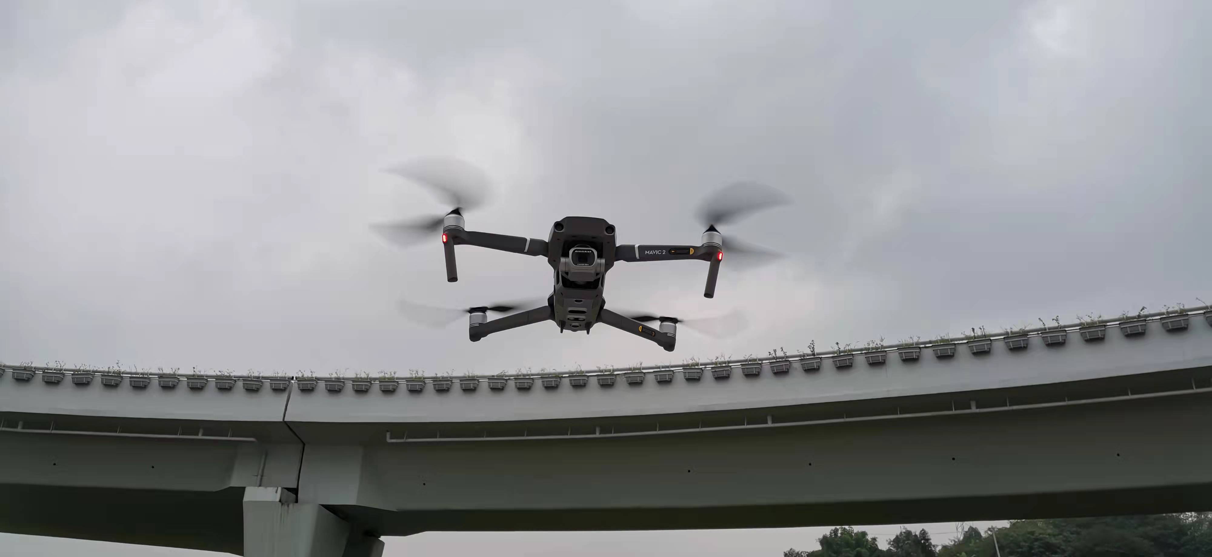 無(wú)人機高空巡檢常態(tài)化，助力城市管理精細化